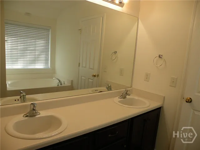 $2,200 | 147 Brianna Circle, Savannah, GA 31419