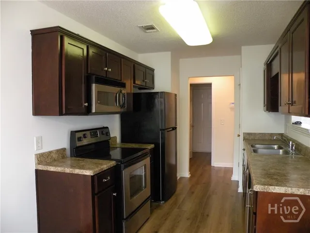 $2,200 | 147 Brianna Circle, Savannah, GA 31419