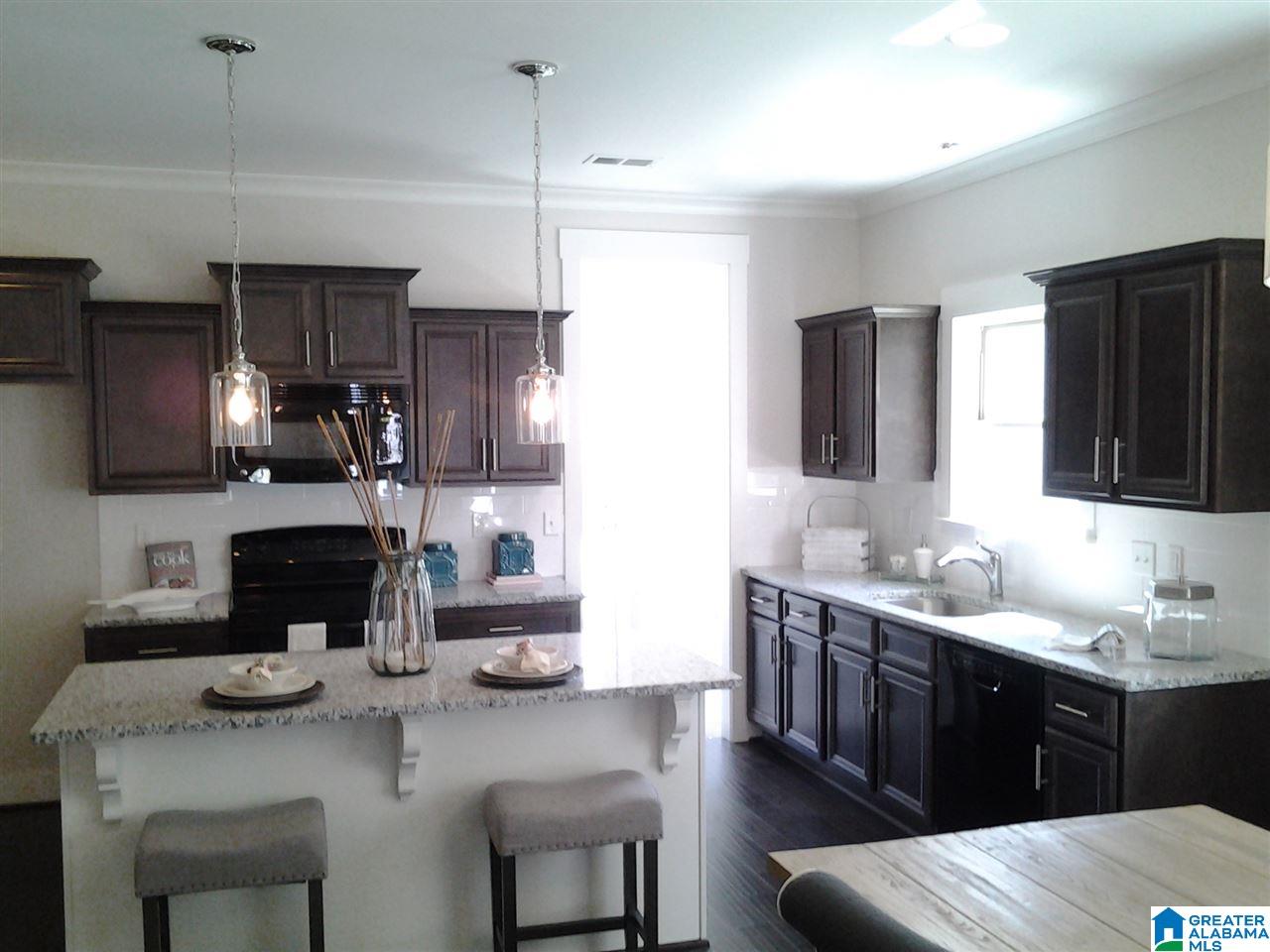 228 Lorrin Lane Sterrett, AL 35147 - Photo 10 of 32