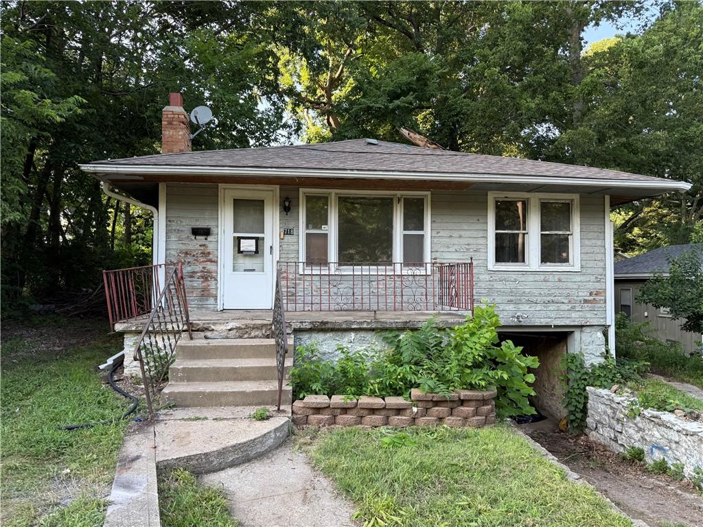 718 East Gudgell Avenue Independence, MO 64055 - Photo 1 of 1