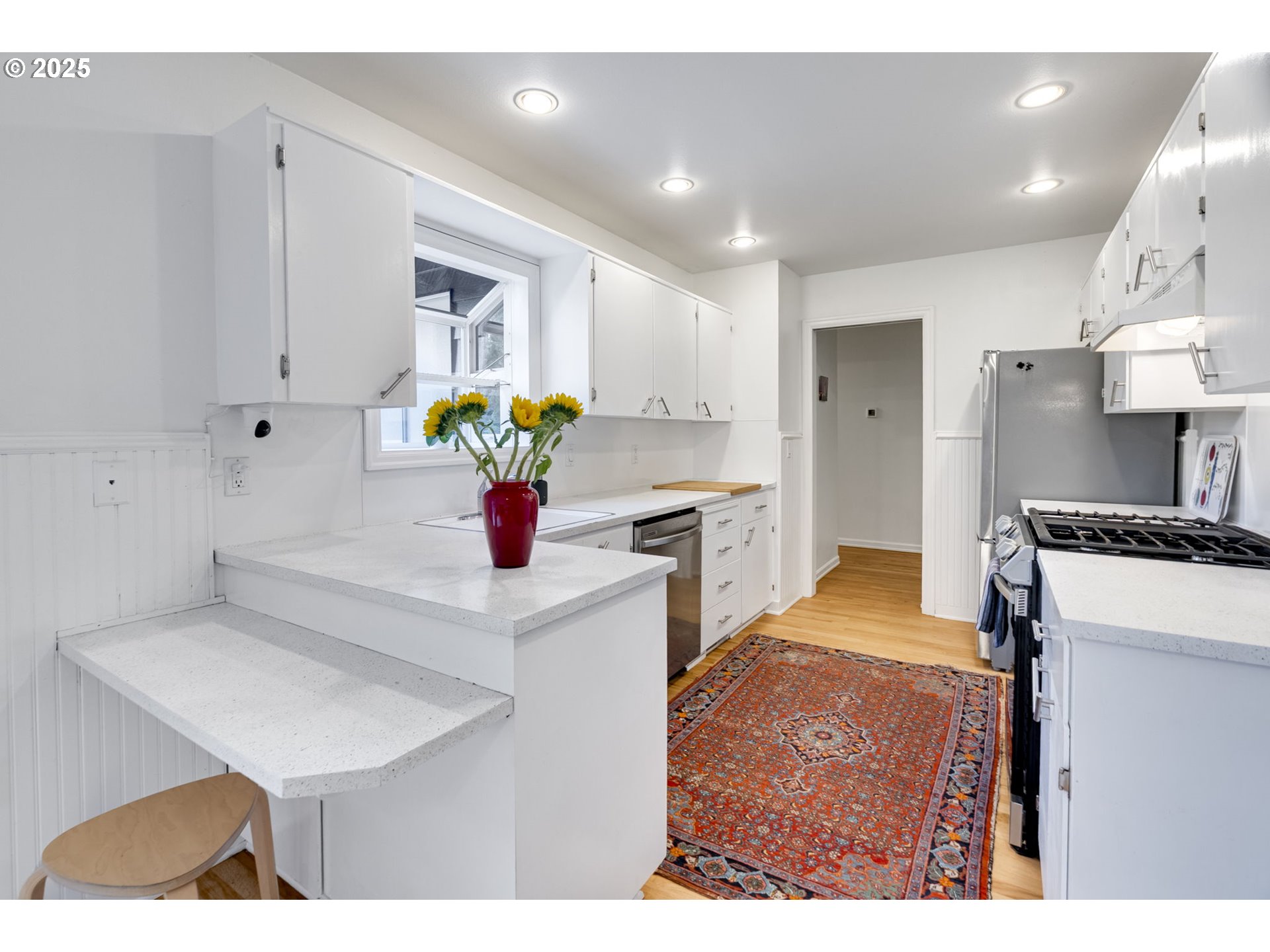 4426 Southwest Pendleton Street Portland, OR 97221 - Photo 15 of 41 Gallery Image 15