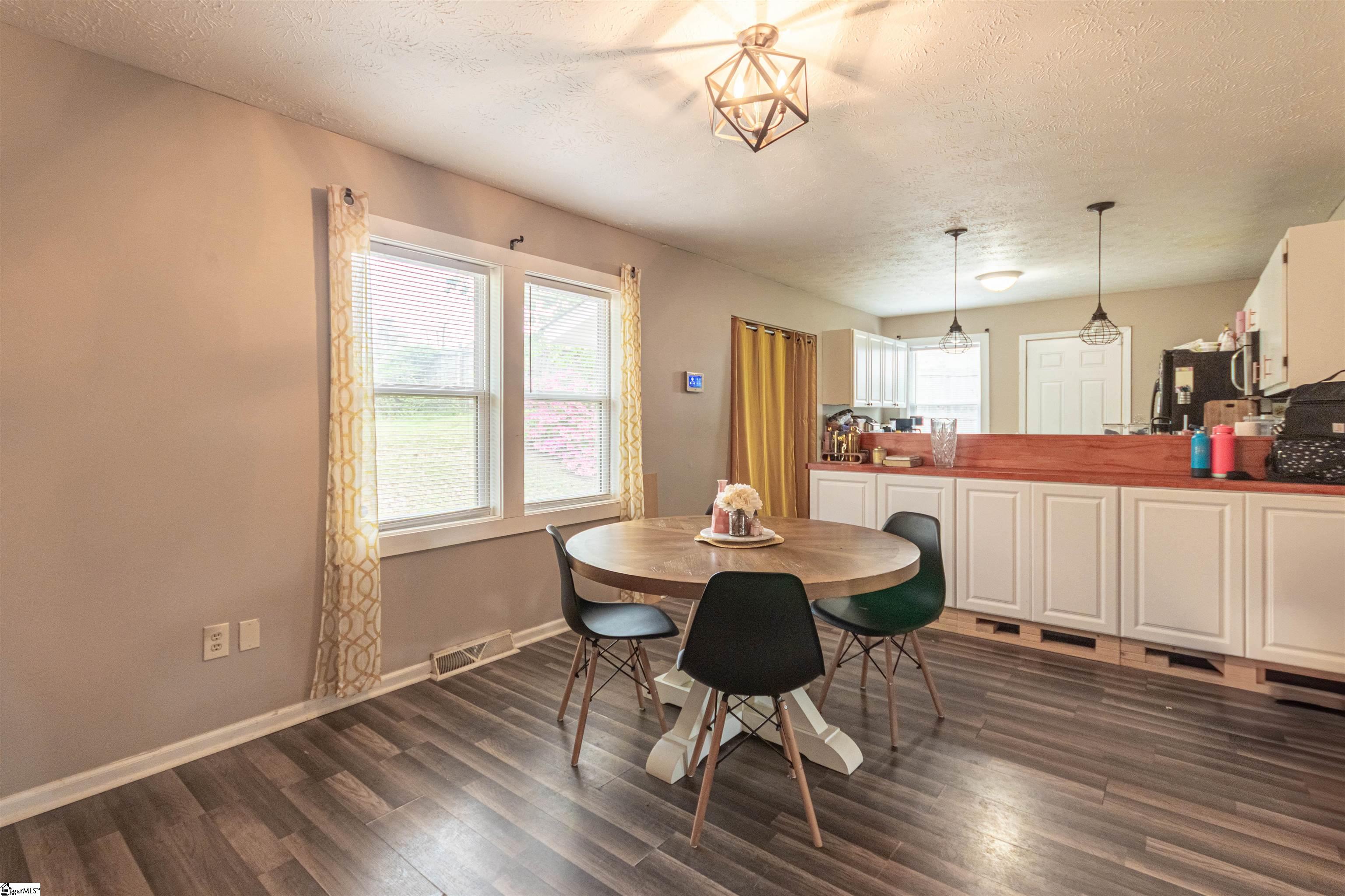 506 Rotterdam Road Easley, SC 29640 - Photo 6 of 19