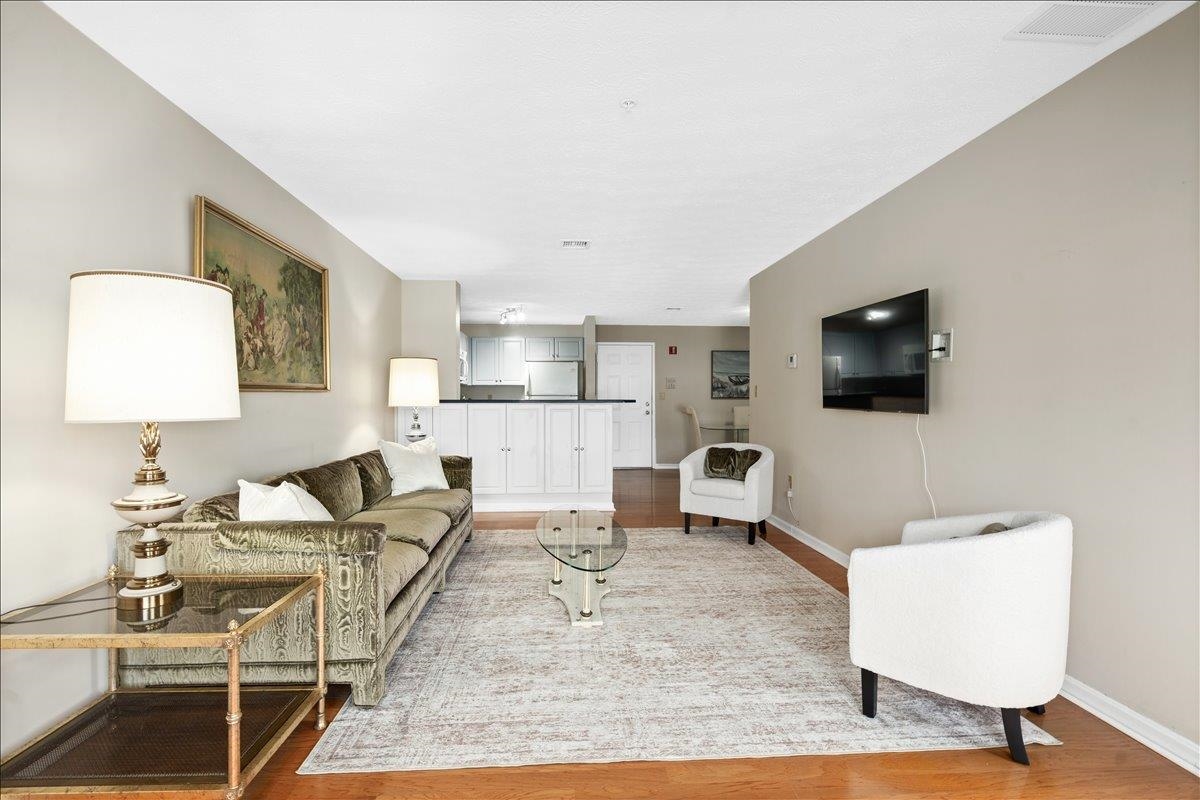 96 River Road, Unit 207 Manchester, NH 03104 - Photo 11 of 38 Gallery Image 11