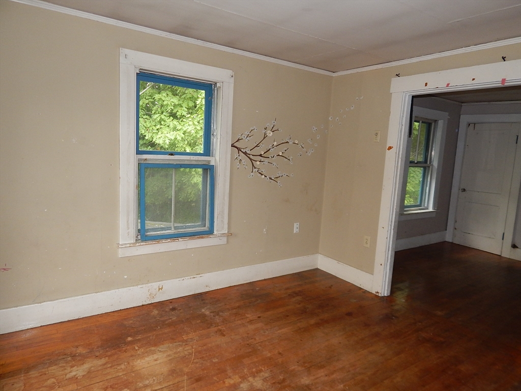243 High Street Athol, MA 01331 - Photo 13 of 15