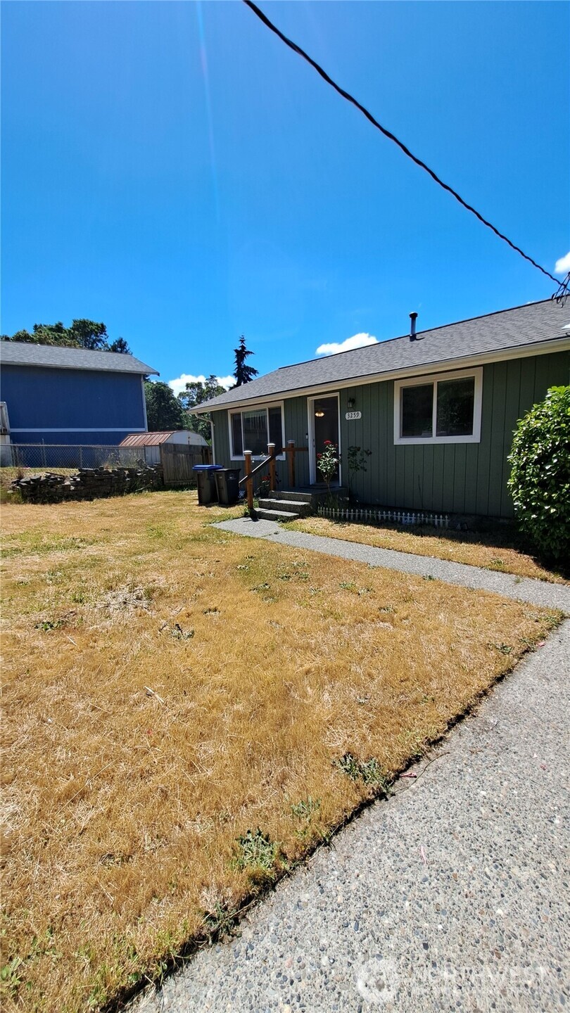 3259 Wright Avenue Bremerton, WA 98310 - Photo 6 of 25