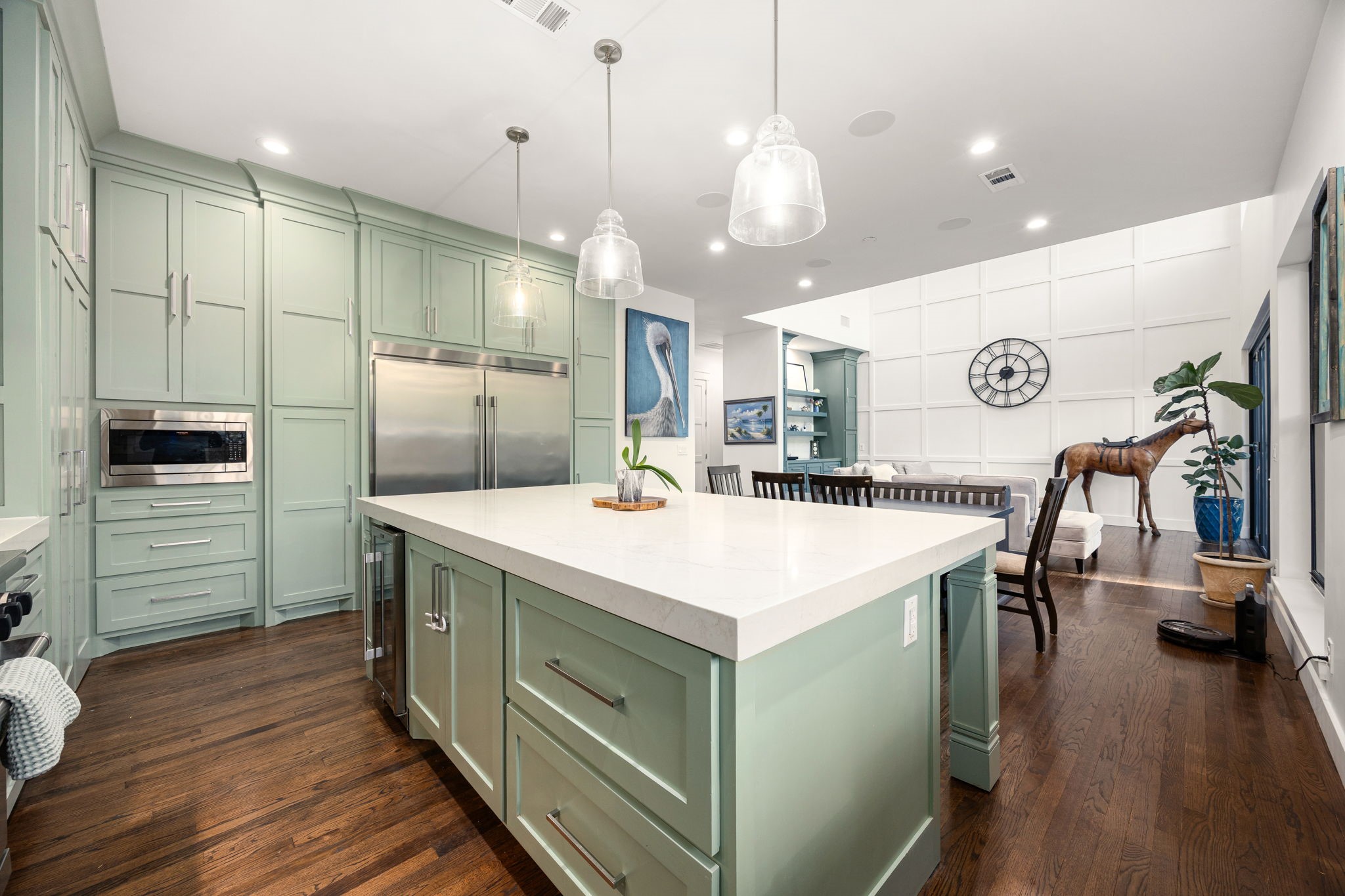 1906 Swift Boulevard Houston, TX 77030 - Photo 12 of 47 Quartz counter tops and custom luxury light fixtures.