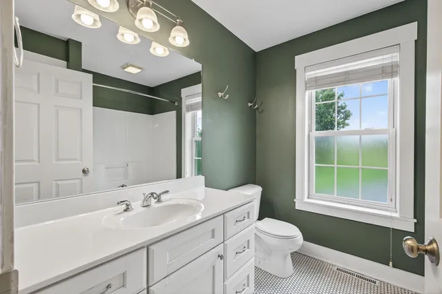 $575,000 | 1318 146th Avenue, New Richmond, WI 54017