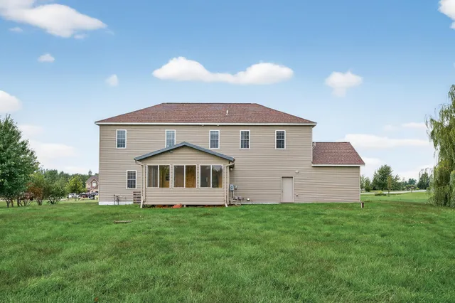 $575,000 | 1318 146th Avenue, New Richmond, WI 54017