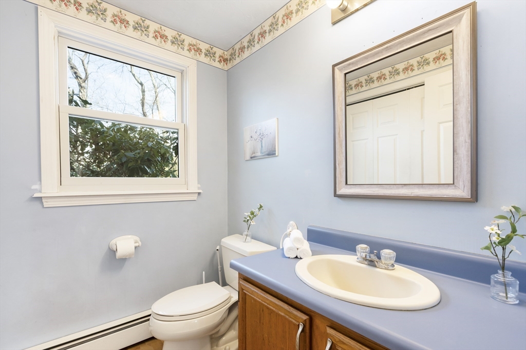 8 Pheasant Run Road Medway, MA 02053 - Photo 8 of 42 Gallery Image 8