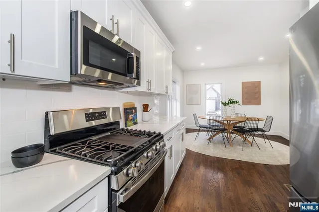 $649,999 | 4 Franklin Place, Hackensack, NJ 07601