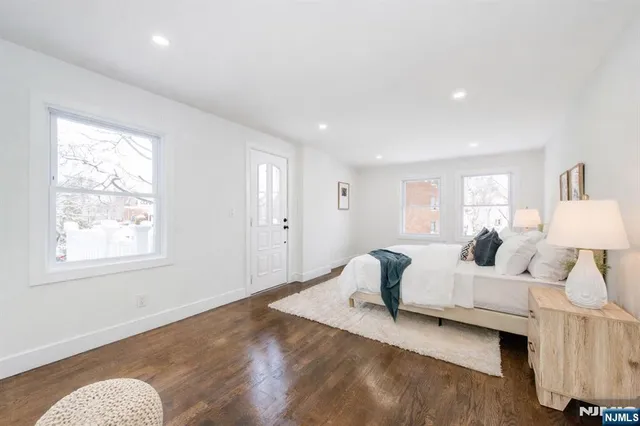 $649,999 | 4 Franklin Place, Hackensack, NJ 07601