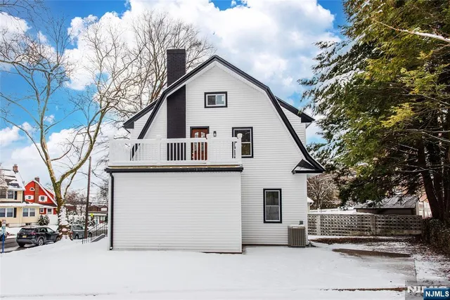 $649,999 | 4 Franklin Place, Hackensack, NJ 07601