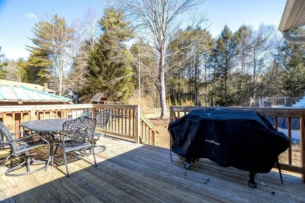 $346,000 | 142 Mattawa Circle, Orange, MA 01364