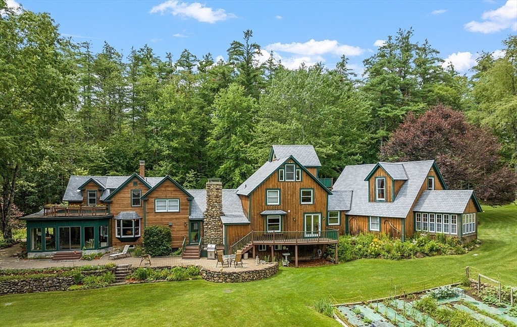 11 Cross Road Ashburnham, MA 01430 - Photo 1 of 42 Gallery Image 1