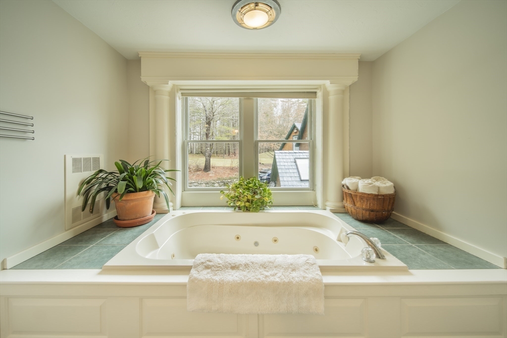 11 Cross Road Ashburnham, MA 01430 - Photo 31 of 42 Gallery Image 31