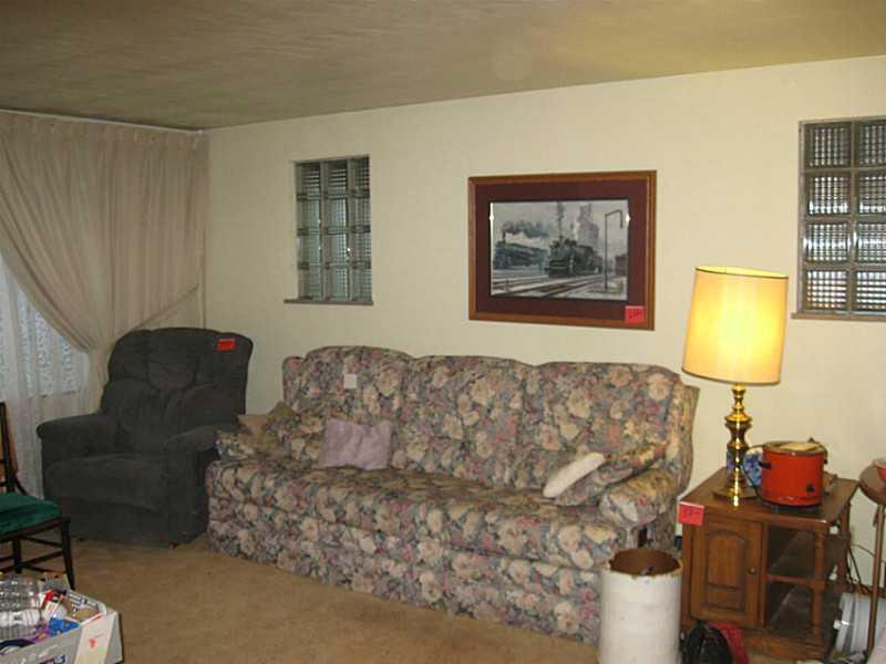 314 Rock Run Road Elizabeth, PA 15037 - Photo 8 of 10 Living Room.