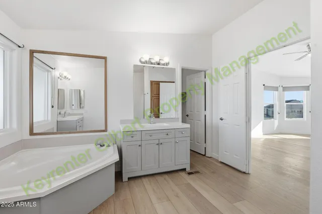 $3,950 | 28732 North Bryce Trail, San Tan Valley, AZ 85144