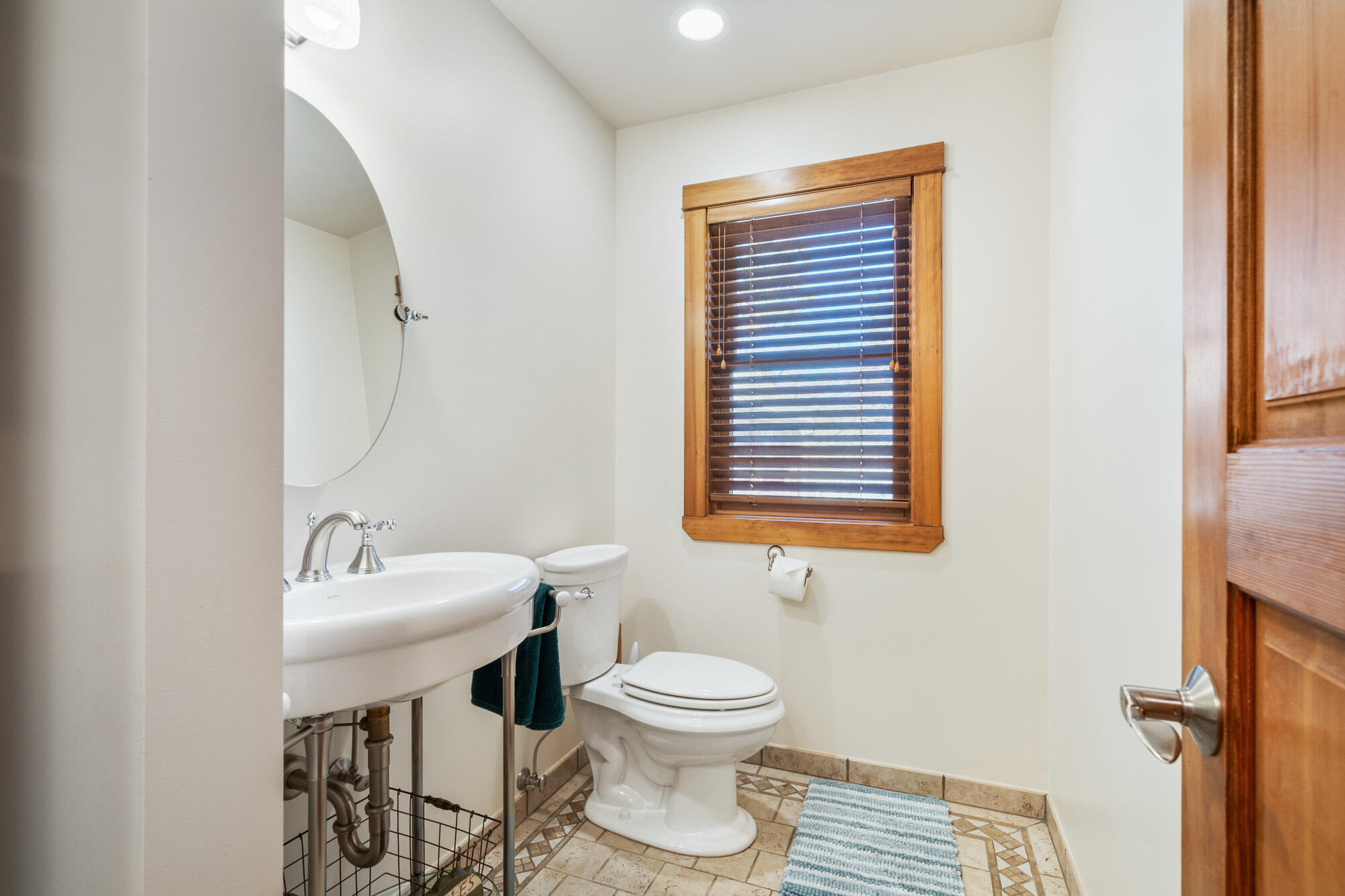 2705 Netarts Bay Road Tillamook, OR 97141 - Photo 43 of 61 1/2 Bathroom on Main