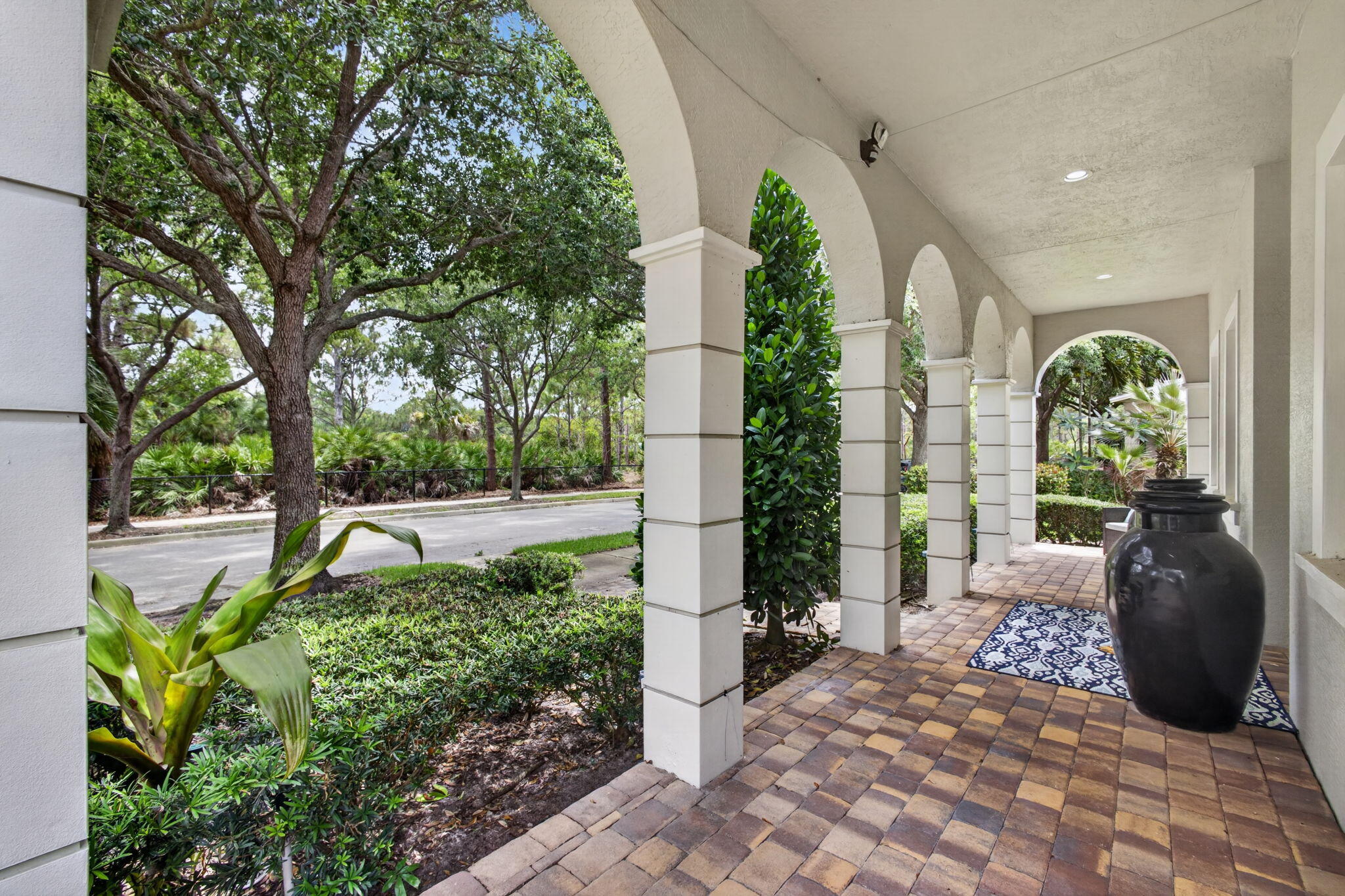 127 Arklow Avenue Jupiter, FL 33458 - Photo 6 of 36 7-web-or-mls-5D1A7057