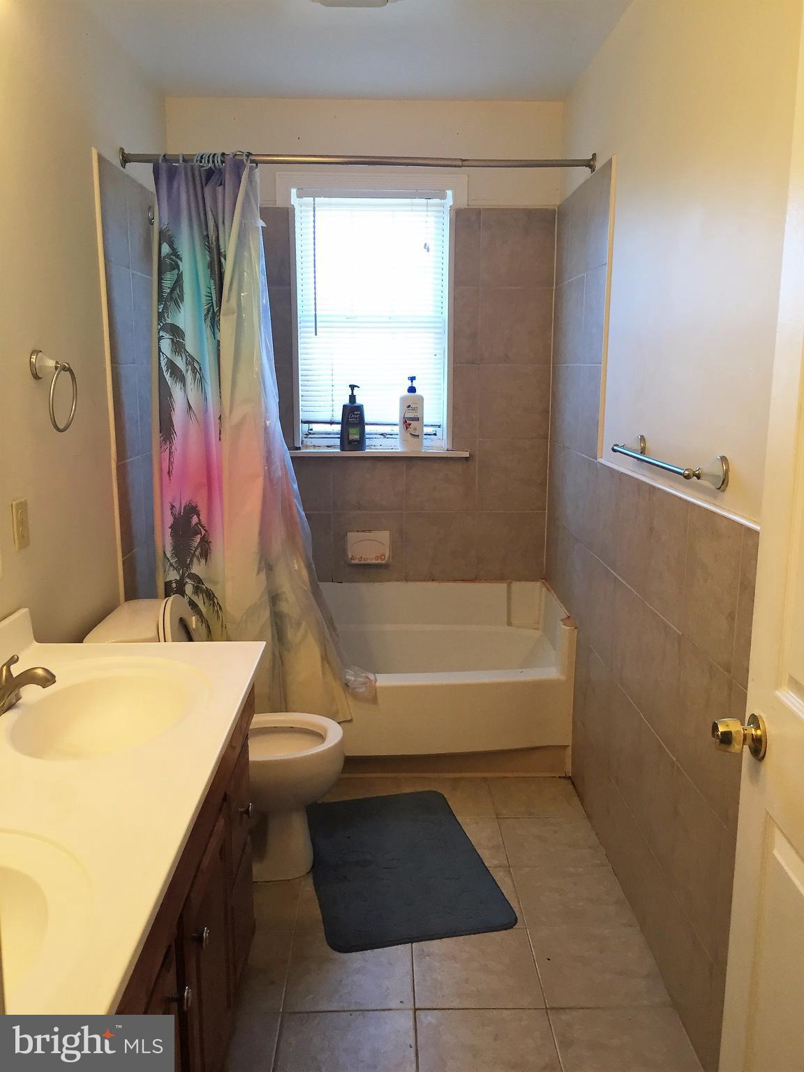 801 Owens Road Oxon Hill, MD 20745 - Photo 22 of 27 Bath