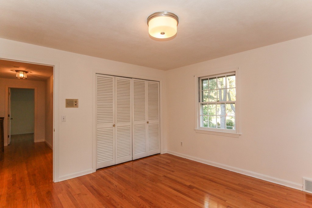 2 Hilltop Road Longmeadow, MA 01106 - Photo 16 of 24 Gallery Image 16