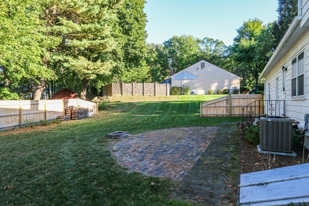 2 Hilltop Road Longmeadow, MA 01106 - Photo 23 of 24 Gallery Image 23
