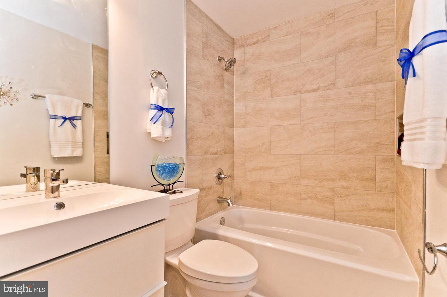 902 Rittenhouse Street Northwest Washington, DC 20011 - Photo 21 of 38 FULL BATH-HALL WAY