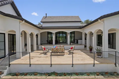 $1,999,999 | 1805 Performer Road, Spicewood, TX 78669