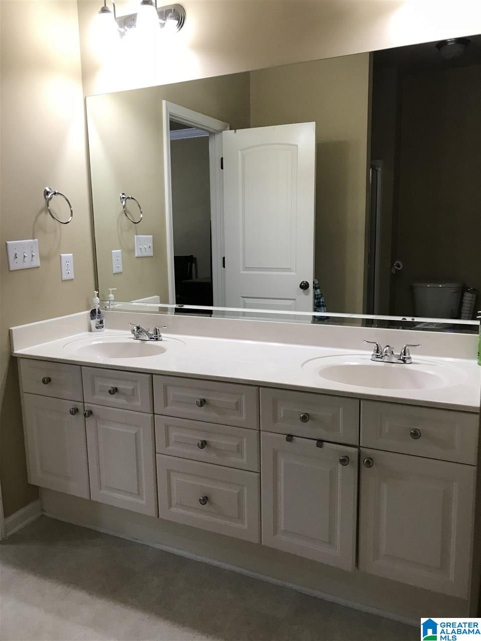 2311 Ridgemont Drive Birmingham, AL 35244 - Photo 9 of 22
