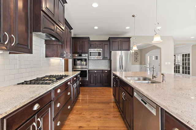 $859,000 | 11701 Golden Gate Drive, Mokena, IL 60448