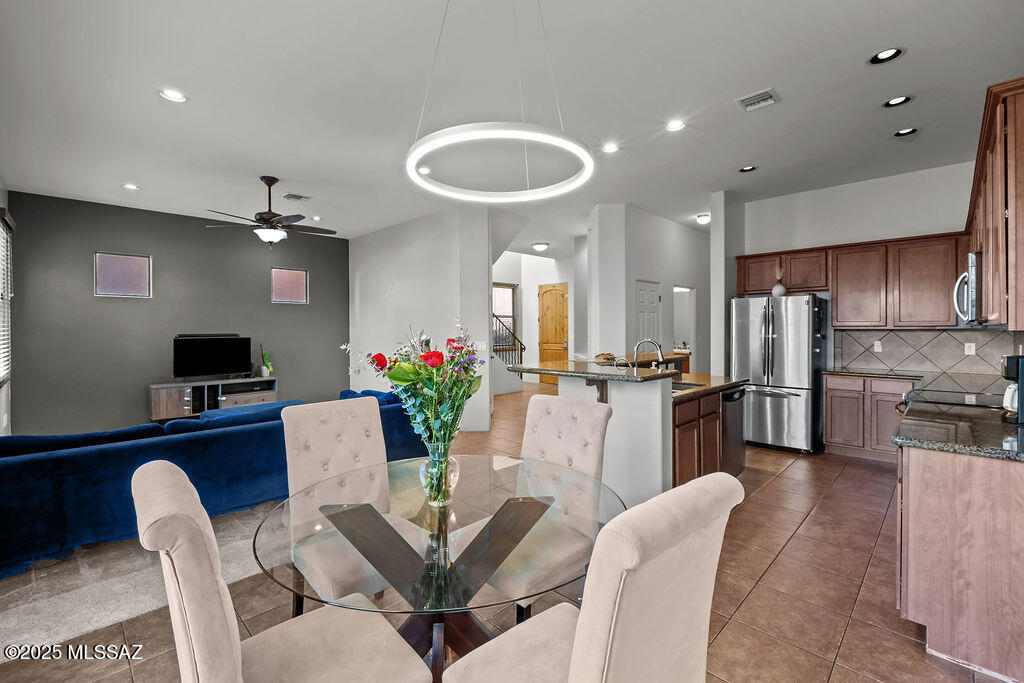 213 East Croydon Park Road Tucson, AZ 85704 - Photo 12 of 43