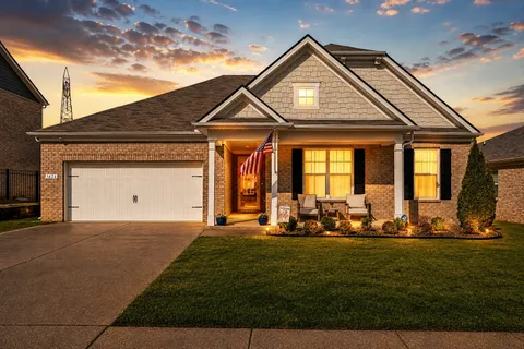 $499,999 | 1426 Marigold Drive, Spring Hill, TN 37174