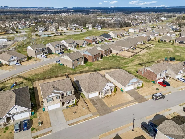 $509,999 | 1426 Marigold Drive, Spring Hill, TN 37174