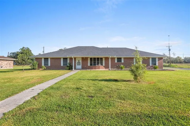 $240,900 | 1422 Grace Avenue, Vinton, LA 70668