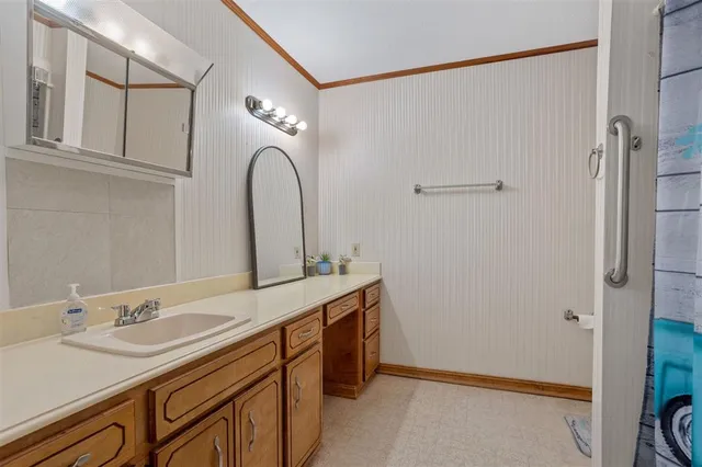 $240,900 | 1422 Grace Avenue, Vinton, LA 70668