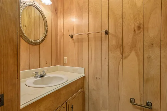 $240,900 | 1422 Grace Avenue, Vinton, LA 70668