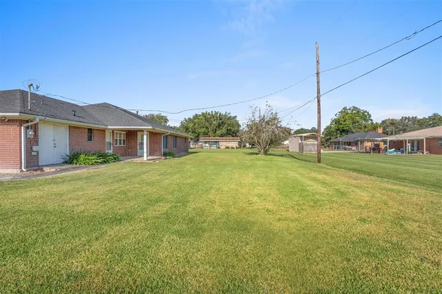 $240,900 | 1422 Grace Avenue, Vinton, LA 70668
