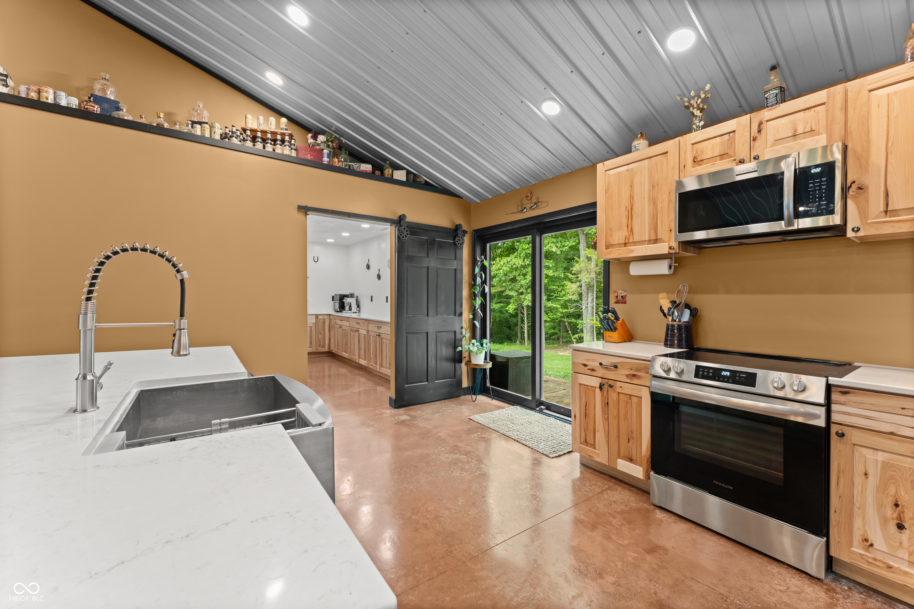 8513 East Green Acres Road Columbus, IN 47201 - Photo 19 of 51 Gallery Image 19