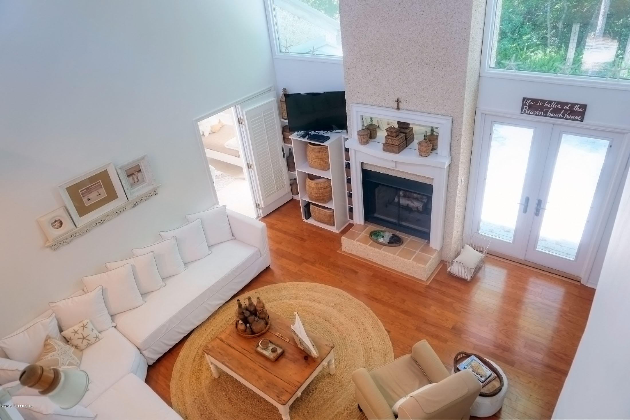 44 Laurel Oak Road Fernandina Beach, FL 32034 - Photo 8 of 35 livingup1-sm