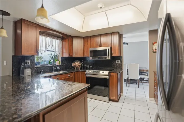 $290,900 | 6368 Hillview Road, Spring Hill, FL 34606