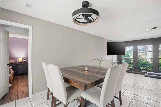 $290,900 | 6368 Hillview Road, Spring Hill, FL 34606