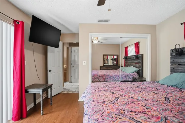 $290,900 | 6368 Hillview Road, Spring Hill, FL 34606