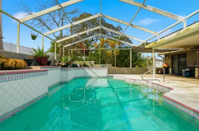 $290,900 | 6368 Hillview Road, Spring Hill, FL 34606