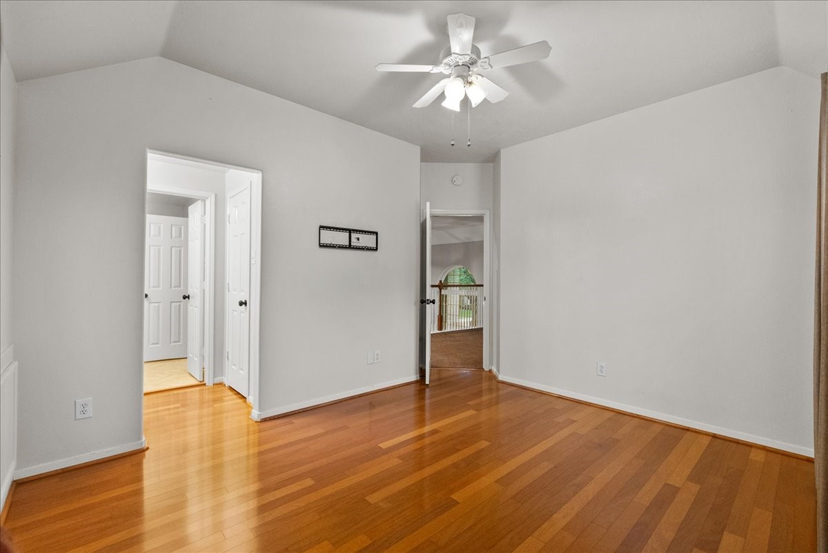 2876 Match Point Lane Friendswood, TX 77546 - Photo 37 of 45