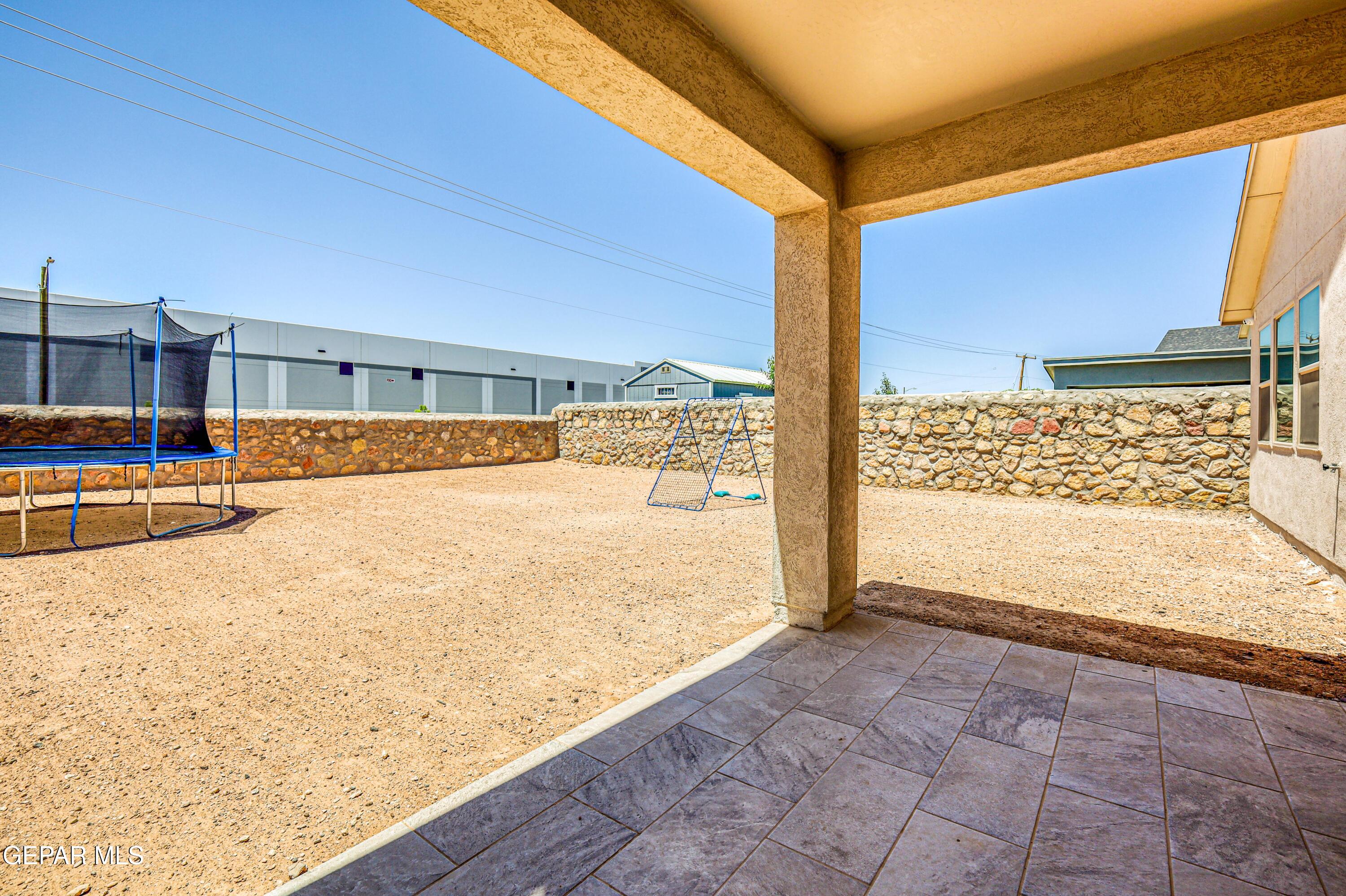 1811 Ritzy Lou Place El Paso, TX 79928 - Photo 52 of 55 IMG_0316_HDR