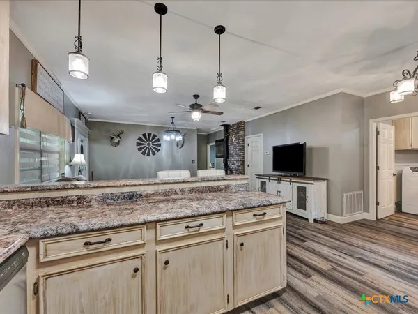 $475,000 | 18770 Cr 3265d Mount, Garrison, TX 75946
