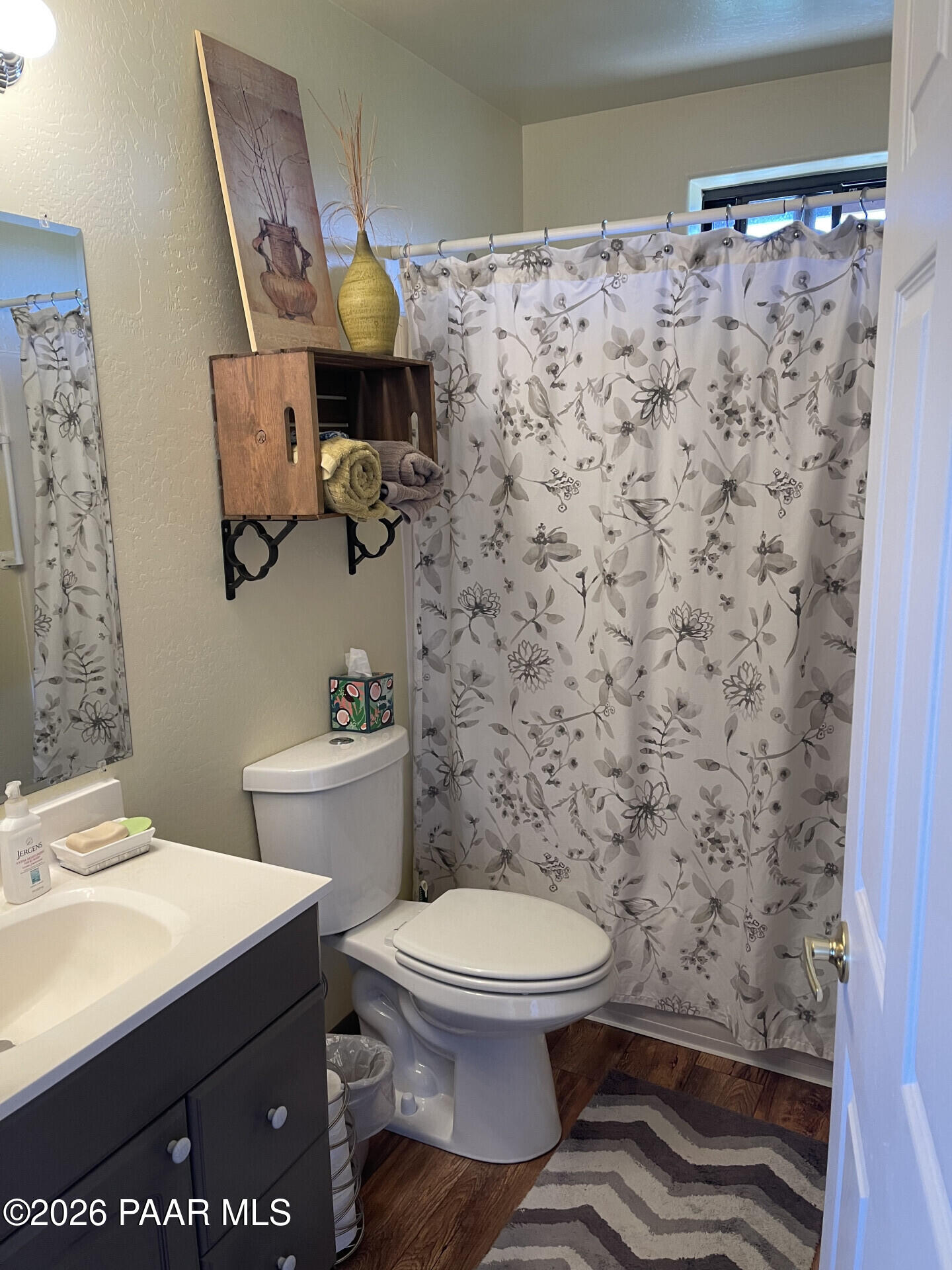 14504 East Ridge Way Dewey-Humboldt, AZ 86327 - Photo 15 of 34 a bathroom with a toilet and a sink