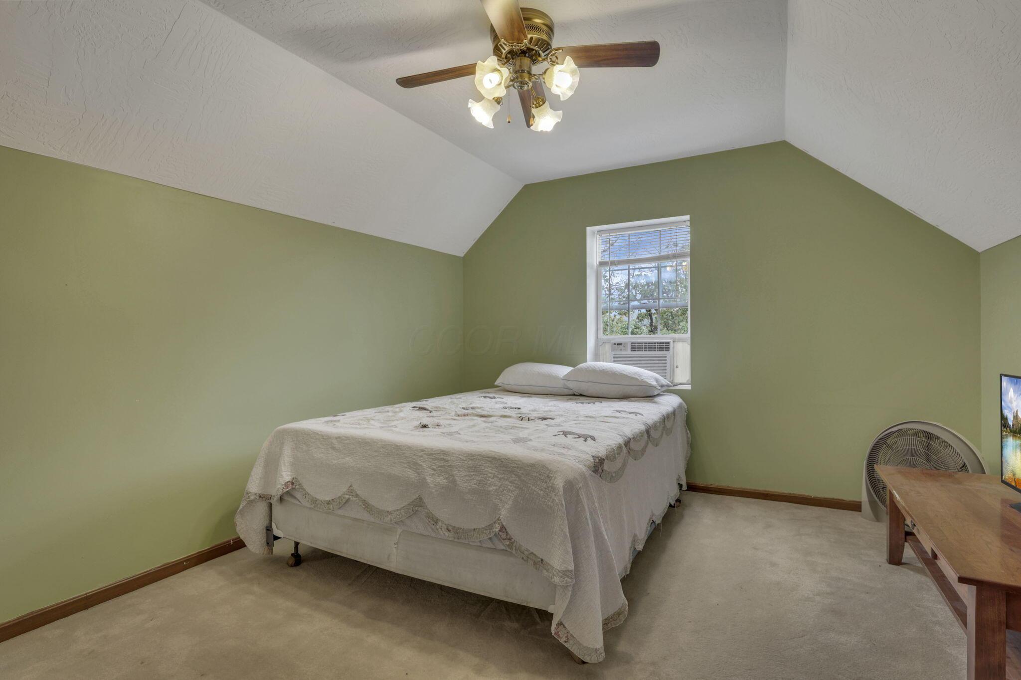 3610 Henpeck Road Utica, OH 43080 - Photo 34 of 88 Second floor bedroom 2