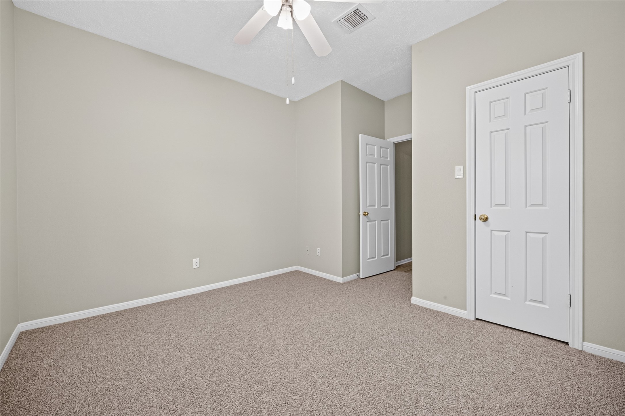 1430 Mabry Mill Road Houston, TX 77062 - Photo 28 of 39 Bedroom #3