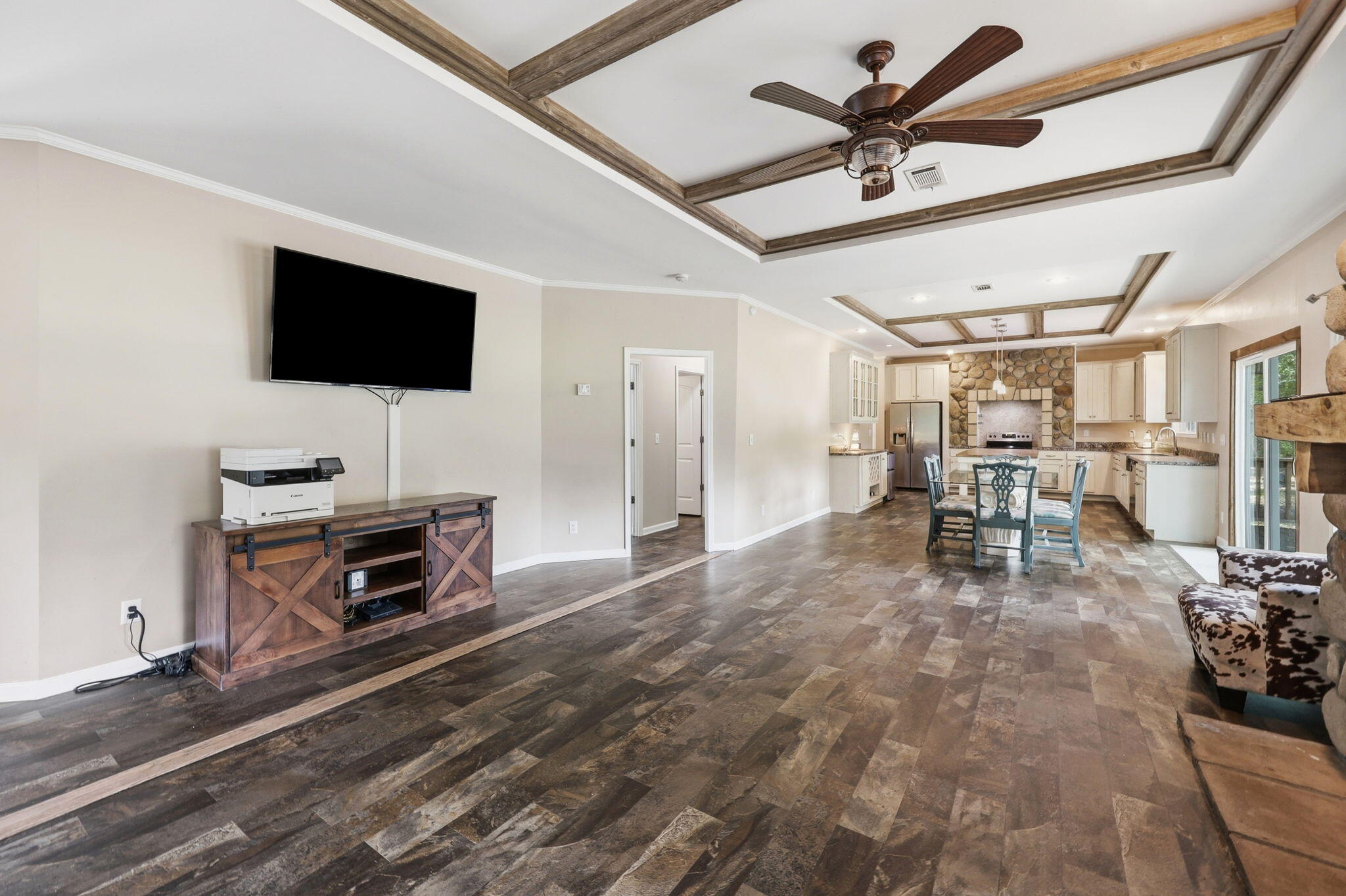 10806 Bell's Highway Ruffin, SC 29475 - Photo 5 of 48